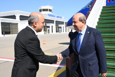 Ersin Tatar Azərbaycana gəldi - FOTOLAR