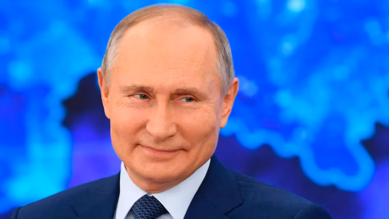 "Əsl kişi belə olmalıdır" - Putin