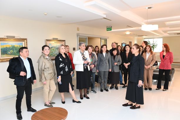 Xalq Bank Eurasian Bank və Uzpromstroybank nümayəndə heyətlərini qəbul etdi - FOTOLAR 5 Xalq Bank Eurasian Bank və Uzpromstroybank nümayəndə heyətlərini qəbul etdi - FOTOLAR