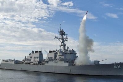 ABŞ Sakit okeanda daha bir gəmini vurdu