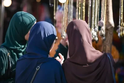 İslam qadağan edir, müsəlmanlar məhəl qoymur – Ölkədə ilginc olay