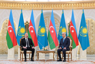 İlham Əliyevin Tokayevlə təkbətək görüşü oldu - FOTOLAR