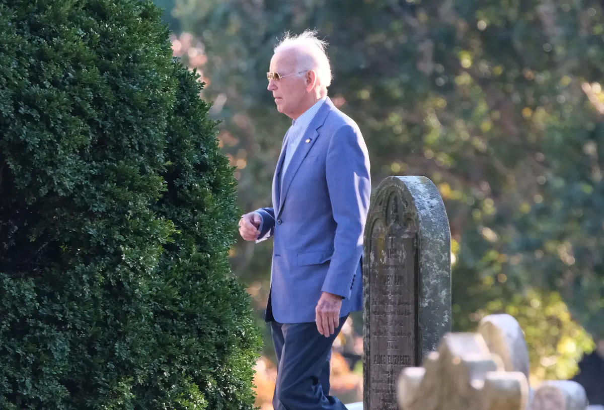 joe biden attends saturday evening 113748922