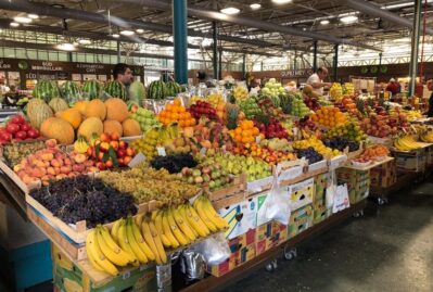 Bakıda kilosu 280 manata meyvə satılır - FOTO