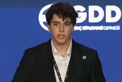 Ərdoğanın nəvəsinin çıxışı gündəm oldu - VİDEO