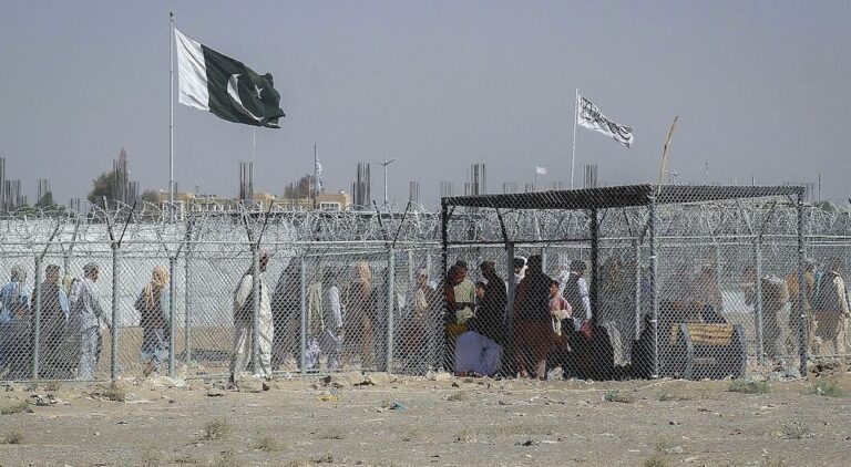 Pakistan və Əfqanıstan razılaşdı: 48 saatlıq atəşkəs...