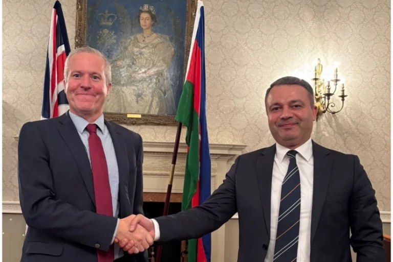 Azərbaycan və Britaniya arasında Əməkdaşlıq Planı...