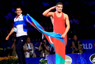 Millimiz 10 il sonra dünya çempionu elan edildi - FOTOLAR