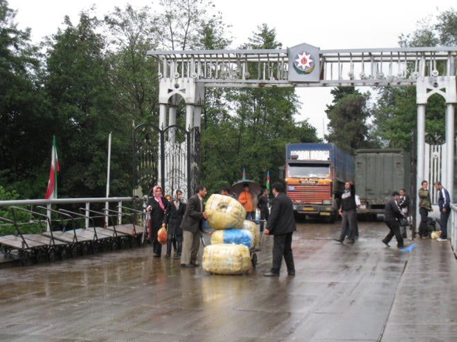 serhed gomruk iran azerbaycan30.09.2014