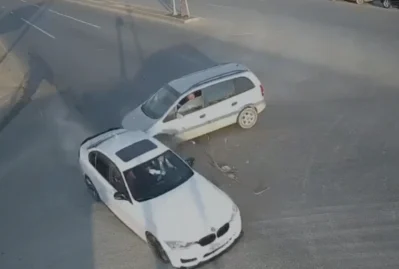 Səhv manevr və yüksək sürət qəzaya səbəb oldu - Anbaan video