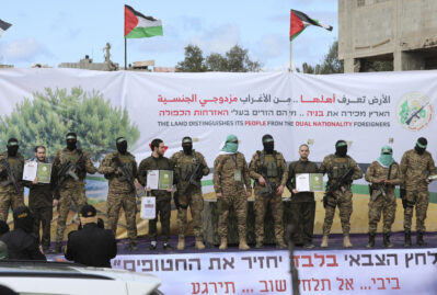 HƏMAS girovların ilk qrupunu təhvil verdi