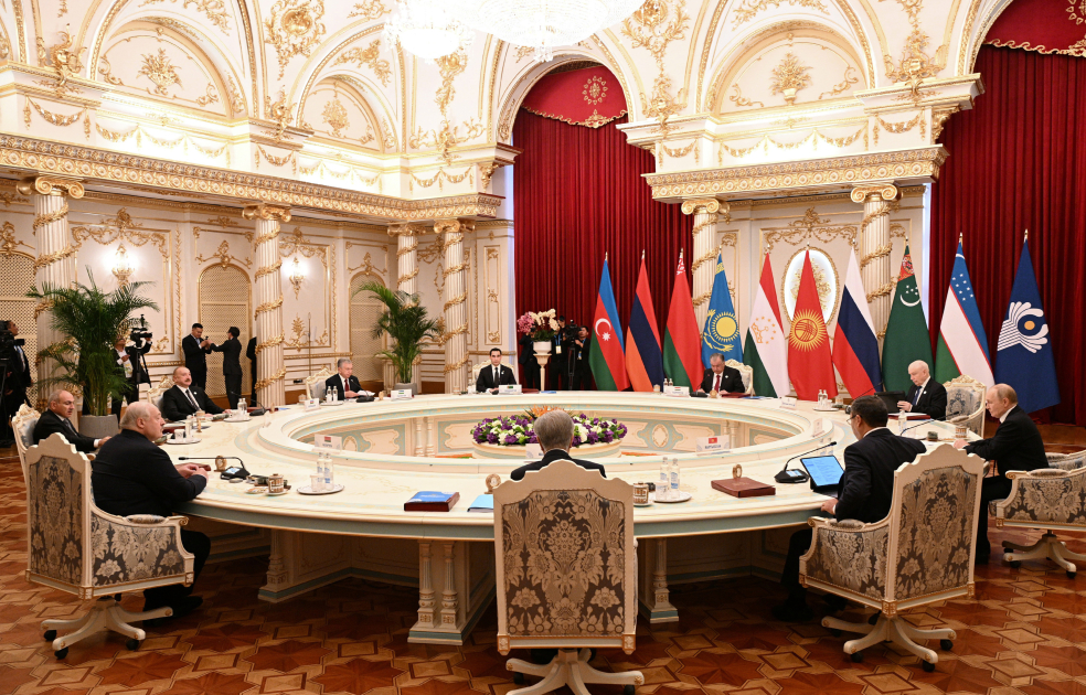 MDB liderlərinin sammiti: İlham Əliyev çıxış etdi - VİDEO 4 MDB liderlərinin sammiti: İlham Əliyev çıxış etdi - VİDEO