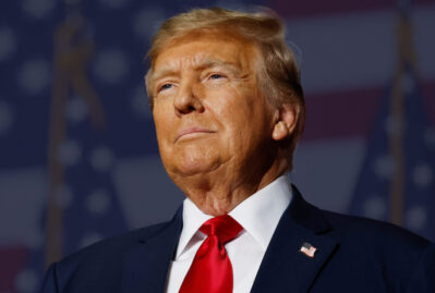 "Bunu etməsəydim, hamı depressiyaya düşərdi" - Tramp