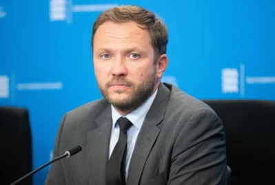 Marqus Tsaxkna Azərbaycana gəlir