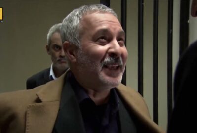 "Kurtlar Vadisi"nin məşhur aktyoru daxmada yaşayır - FOTO