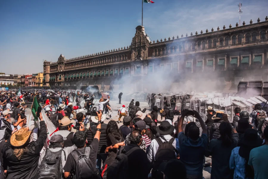 15int mexico protest bfcg superJumbo