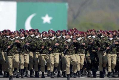 Pakistan müharibə elan etdi