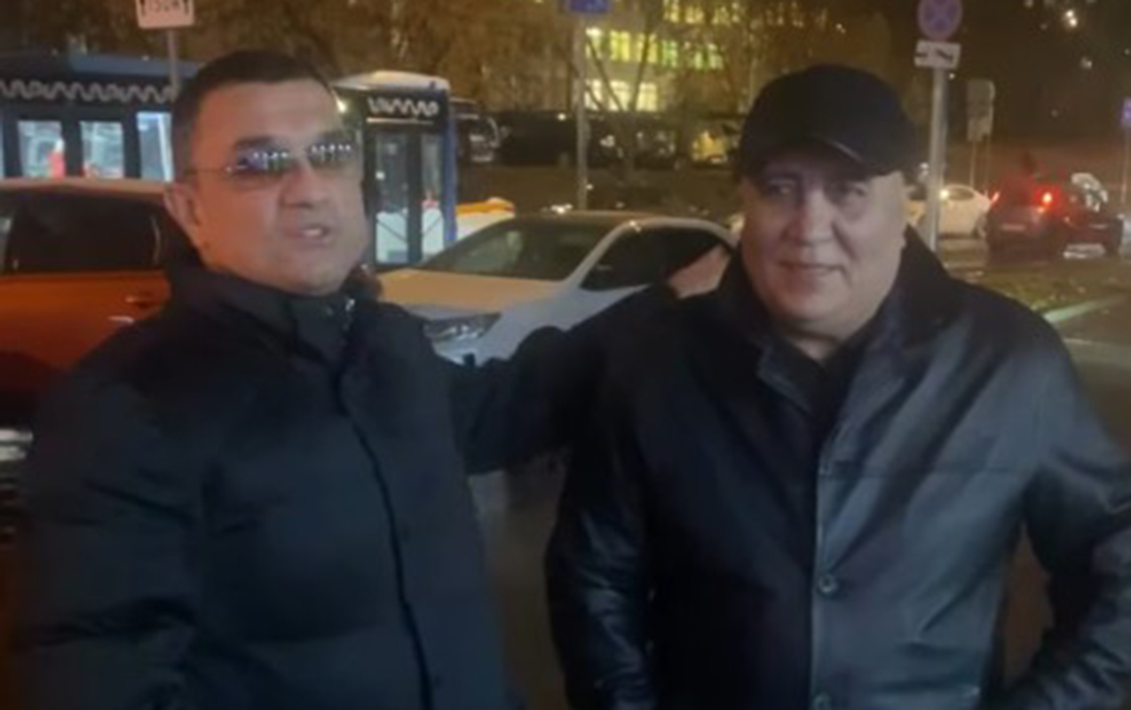 Məşhur meyxanaçı sevgilisini bıçaqlayıb? – Özü danışdı 1 Məşhur meyxanaçı sevgilisini bıçaqlayıb? – Özü danışdı