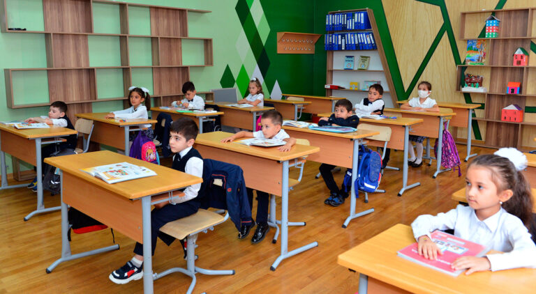Məktəblərdə payız tətili başlayır