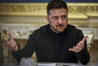 Zelenski ilə bağlı skandal iddia: Bu ölkəyə qaçacaq 18 Zelenski ilə bağlı skandal iddia: Bu ölkəyə qaçacaq