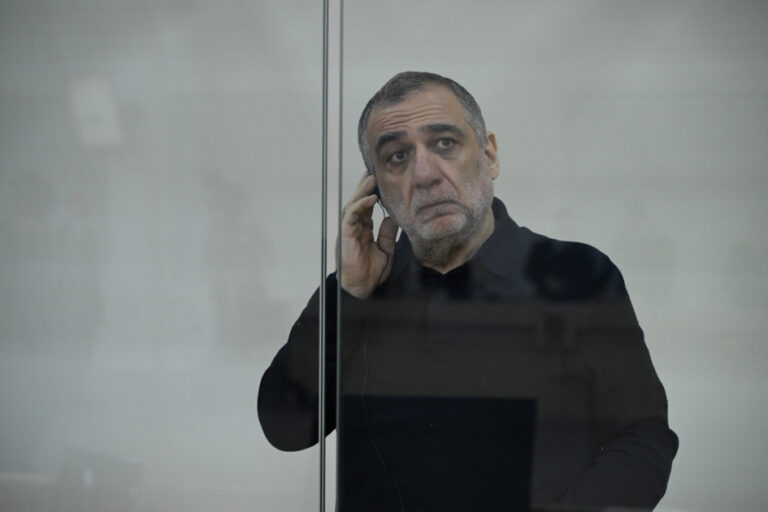 Vardanyanın məhkəməsində gərgin anlar: tərcüməçi ilə bağlı iddia qəbul olunmadı