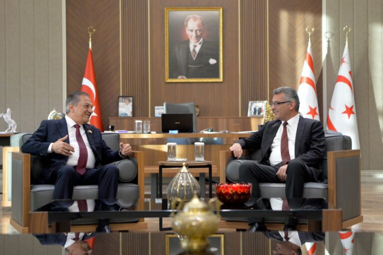 Cavanşir Feyziyev Şimali Kipr Türk Respublikasın yeni seçilmiş Prezidenti Tufan Erhürmanla görüşdü - FOTO