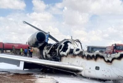 Bu dəfə hökumət təyyarəsi tamamilə yandı: nazir içəridə olub - FOTO