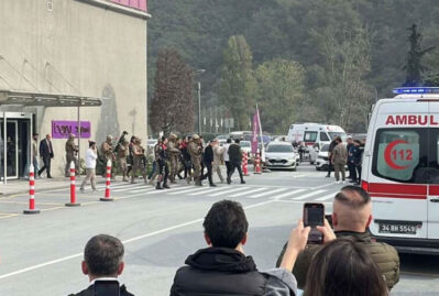 SON DƏQİQƏ: Türkiyədə televiziya binasına basqın oldu - VİDEO