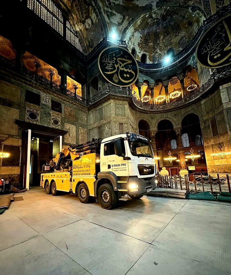 İlbər Ortaylıdan xəbərdarlıq: "Dünya bunun əvəzini türklərdən çıxacaq" - FOTO