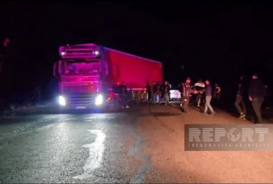 Şərurda minik və yük avtomobilləri toqquşdu: Ölən var