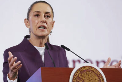 Onu öpməyə çalışan kişini məhkəməyə verdi - VİDEO