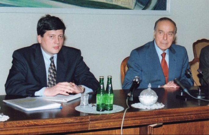 Heydər Əliyev həmin məqamda protokolu pozdu, çünki... - Zülfüqarov