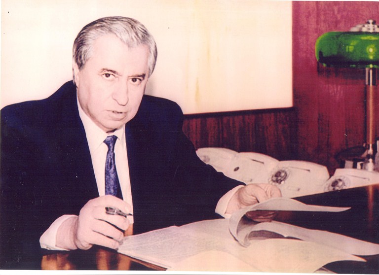 Tofiq Ismayilov akademik 1