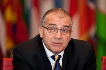araz ezimov