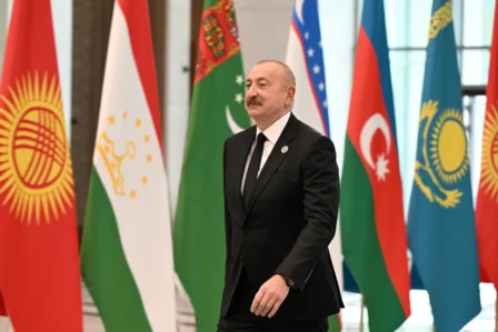 avj6qzKN43466AdRyJZDzqLEhnUbUwpLb9tbkZ12 825