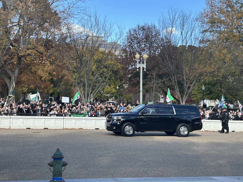Trampla Şaraa Ağ Evdə görüşdü: nələr müzakirə edildi?