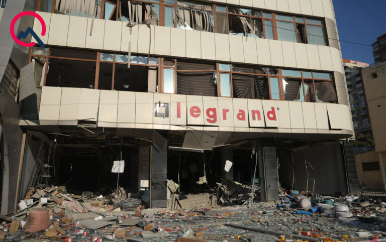 Bakıda partlayış olan ofisdən FOTOLAR