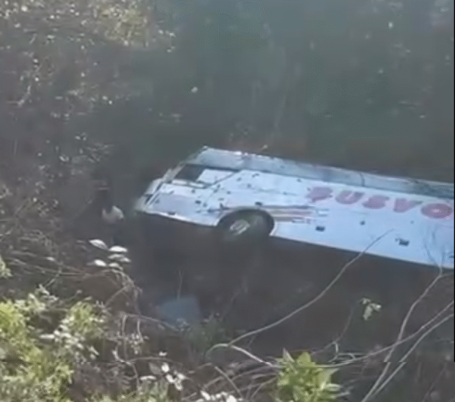 Ermənistanda ağır qəza: avtobus aşdı, 18 nəfər... - VİDEO