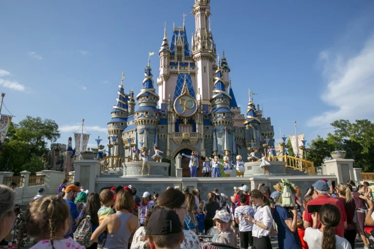 "Disney World"də bir ay ərzində beşinci müəmmalı ölüm...