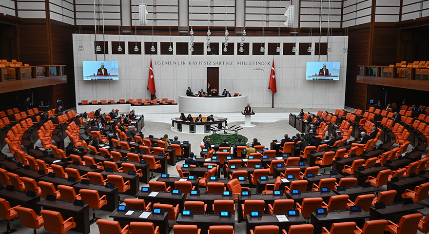 Türkiyəni ikiyə ayıran təklif: Qərar açıqlandı, etiraz başladı – Dünya heyrət içində