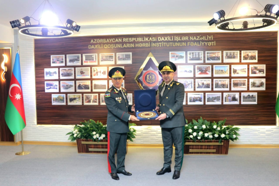 Hərbi Prokurorluq dəyirmi masa keçirdi - FOTOLAR 6 k 5