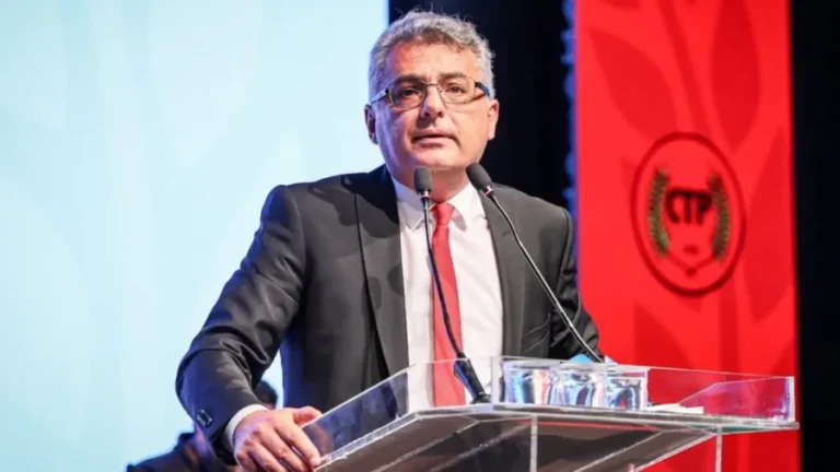Tufan Erhürman Türkiyəyə gedir