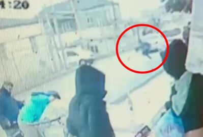 Yolu qaçaraq keçən məktəblini maşın vurdu - Anbaan video