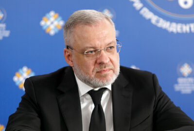 Ukraynalı nazir vəzifəsindən azad edildi