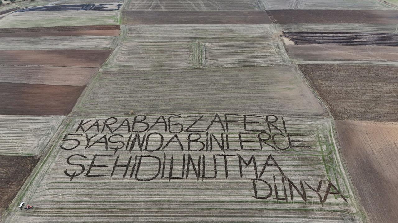 Türk fermerin Qarabağla bağlı addımı: dünyaya elə mesaj verdi ki... - FOTO 2 Türk fermerin Qarabağla bağlı addımı: dünyaya elə mesaj verdi ki... - FOTO