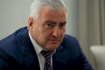 Paşinyan Karapetyanla bağlı qərar verdi