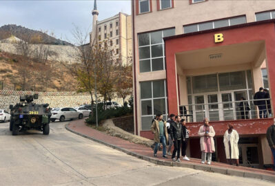 Türkiyədə insident: universitet əməkdaşı həmkarını... - FOTOLAR