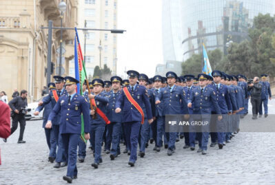 Bakıda hərbçilərin yürüşü keçirildi - FOTOLAR