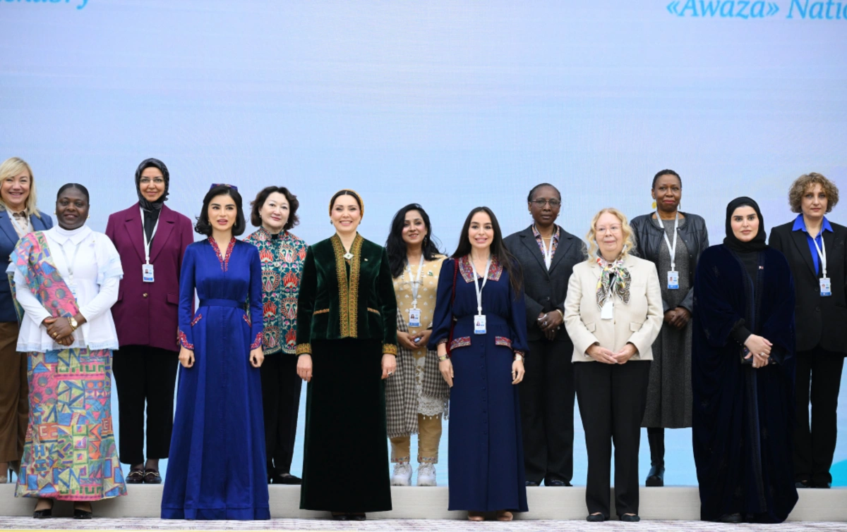 Leyla Əliyeva Türkmənistanda beynəlxalq konfransda iştirak etdi – FOTOLAR