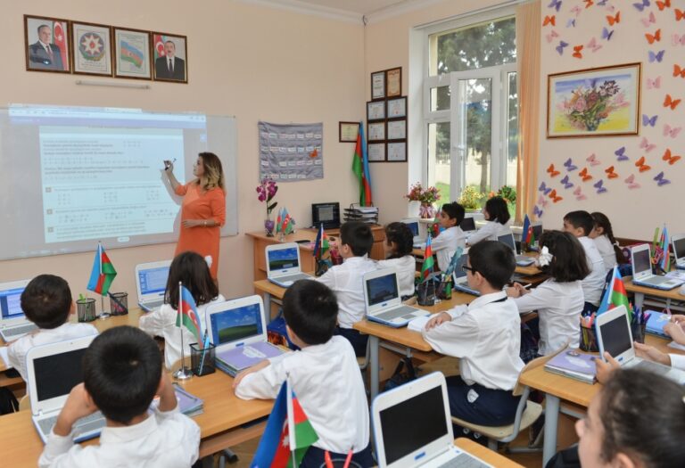 TƏKLİF: İbtidai təhsildə iki müəllim modeli tətbiq oluna bilər